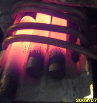 Mexican customer purchased 50kw medium frequency induction heating equipment for heating heat treatment of twist drills