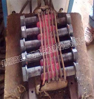  Sudanese customers use medium frequency induction heating equipment to heat the ends of nuts and bolt 