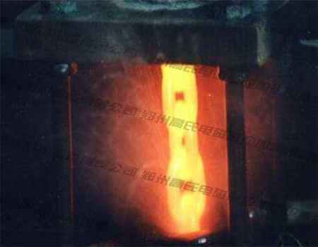  Medium frequency induction heating machine for quenching heat treatment on the chain 