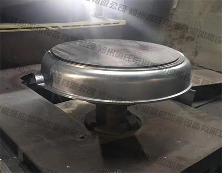 The bottom of the stainless steel pot welding by high frequency induction brazing machine 